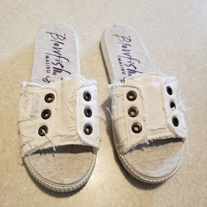 Blowfish Malibu Slides White foam Ginah White Sandal Size 8